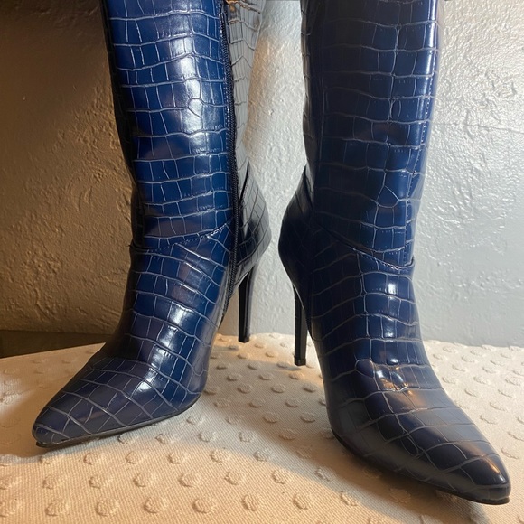 SHOE DAZZLE Night Is Young Asymmetrical Teal Stiletto Boot - Picture 12 of 16